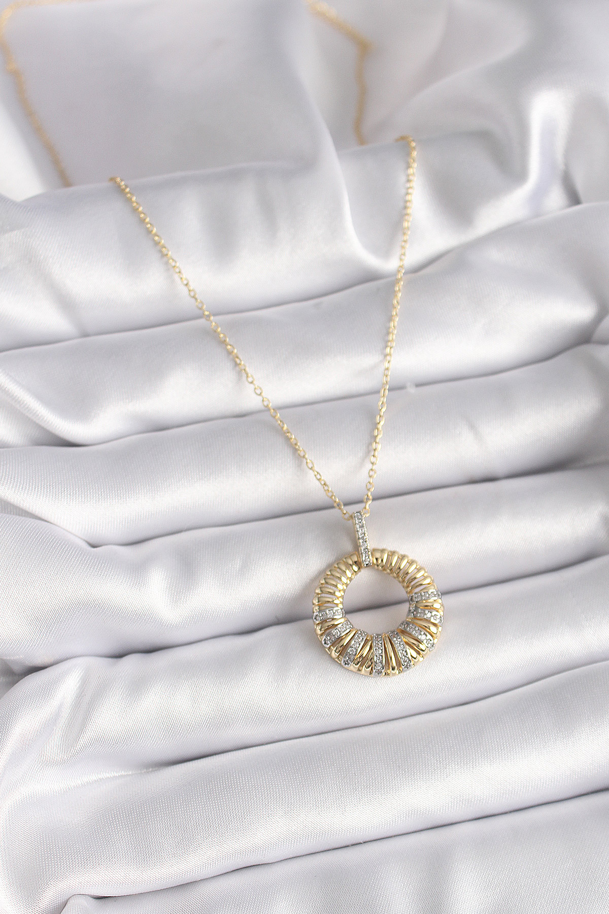 316L Çelik Gold Renk Zincir Gümüş Zirkon Taşlı Daire Model Kadın Kolye 5886