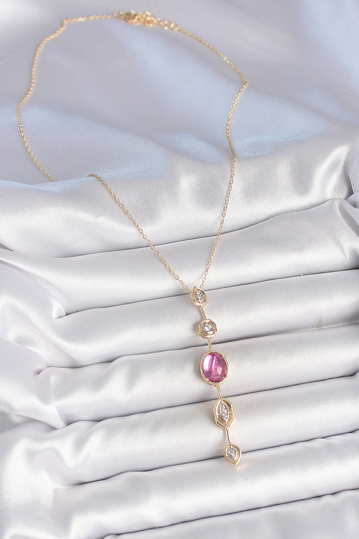 Pirinç Zincir Gold Renk Pembe Zirkon Taşlı Y Kolye 5886