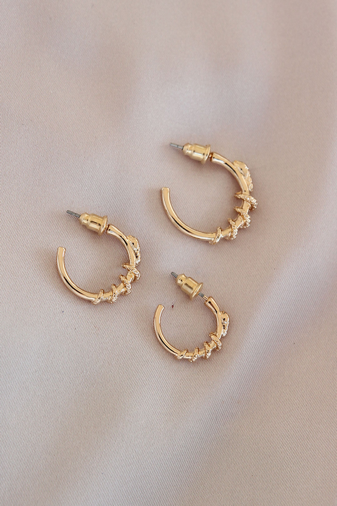 Gold Renk Yılan Model Metal Küpe Seti 5886