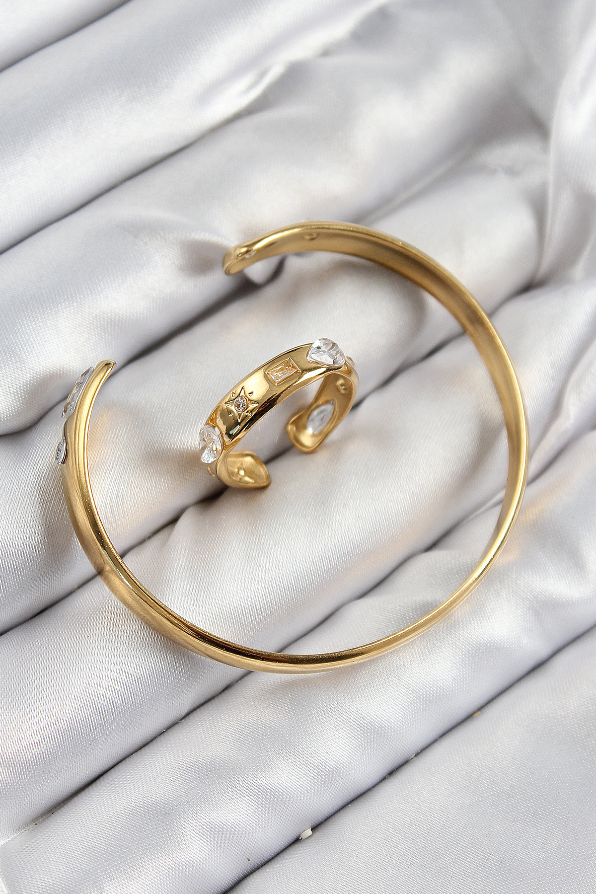 Pirinç Zirkon Taşlı Ayrık Model Gold Renk Bileklik Yüzük Set 5886