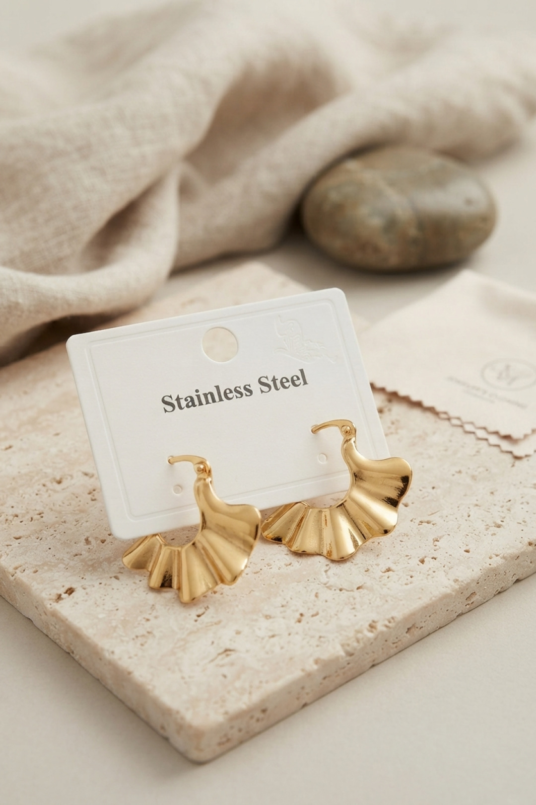 316L Çelik Gold Renk Yelpaze Model Küpe 5886