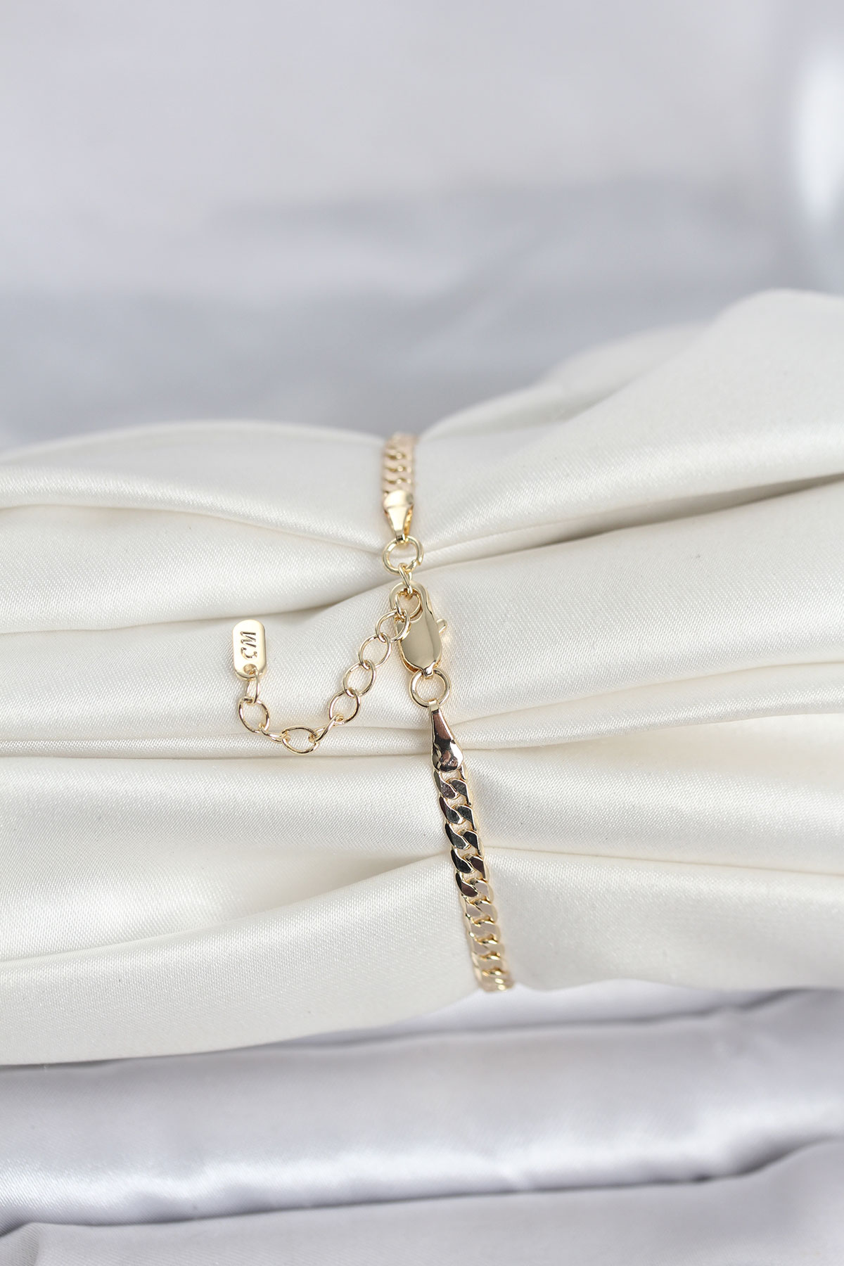 CM 14K Gold Renk Zincirli Model Kadın Bileklik 5886