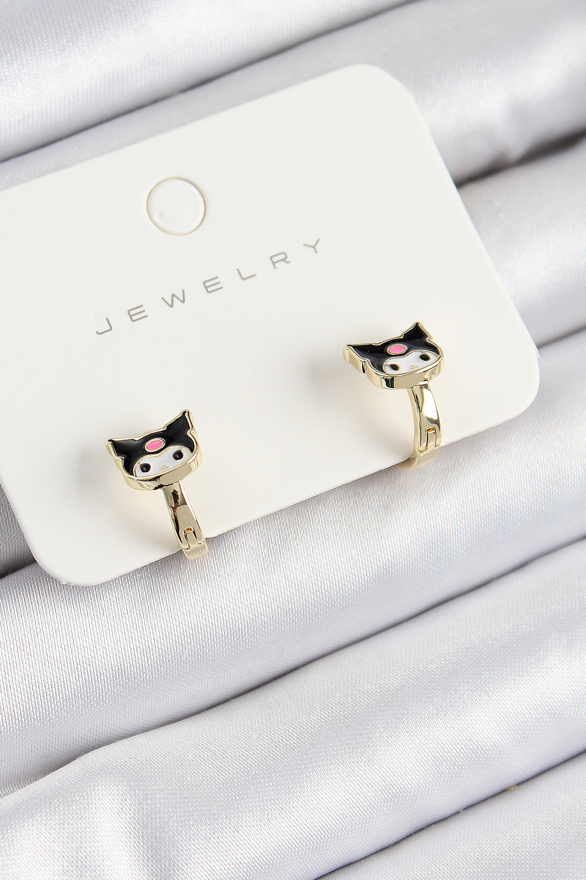 Pirinç Kuromi Model Gold Renk Çocuk Küpe 5886