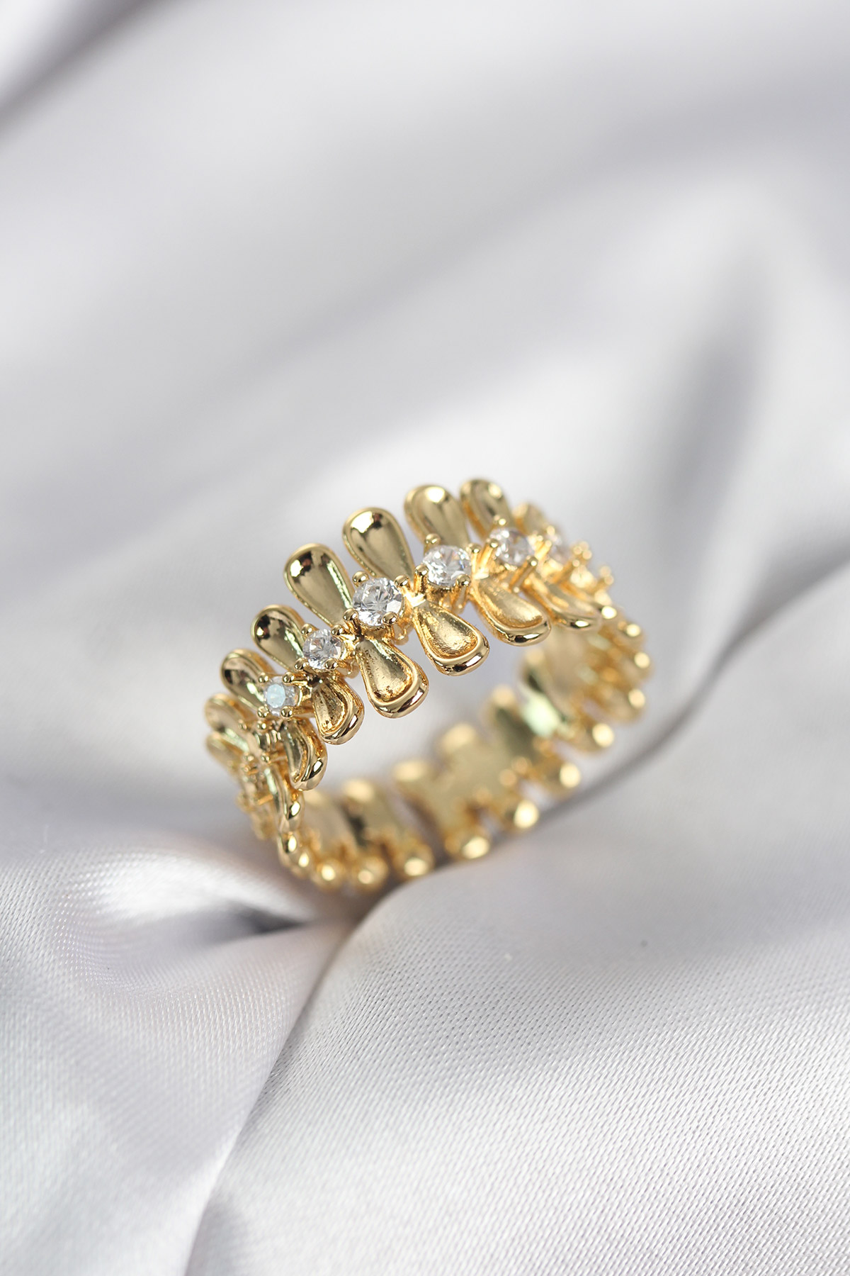 Gold Renk Zirkon Taşlı Sıralı Damla Model Kadın Yüzük 5886