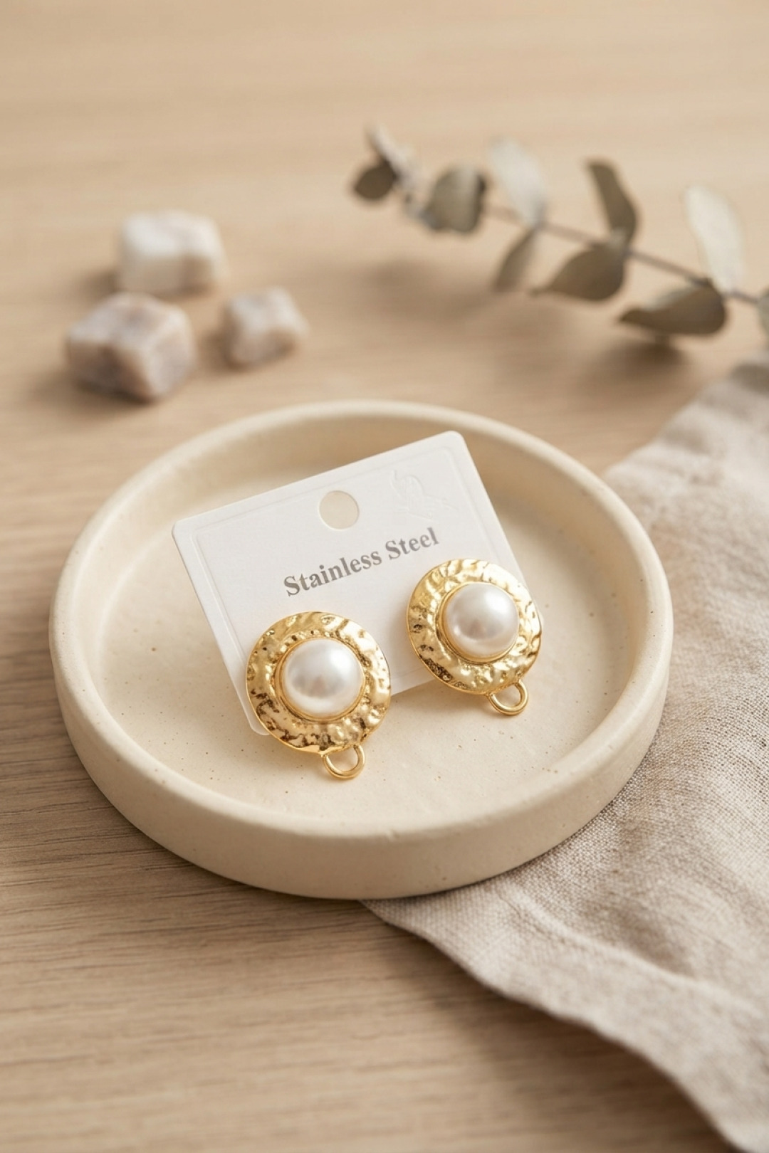 316L Çelik Gold Renk İncili Model Küpe 5886