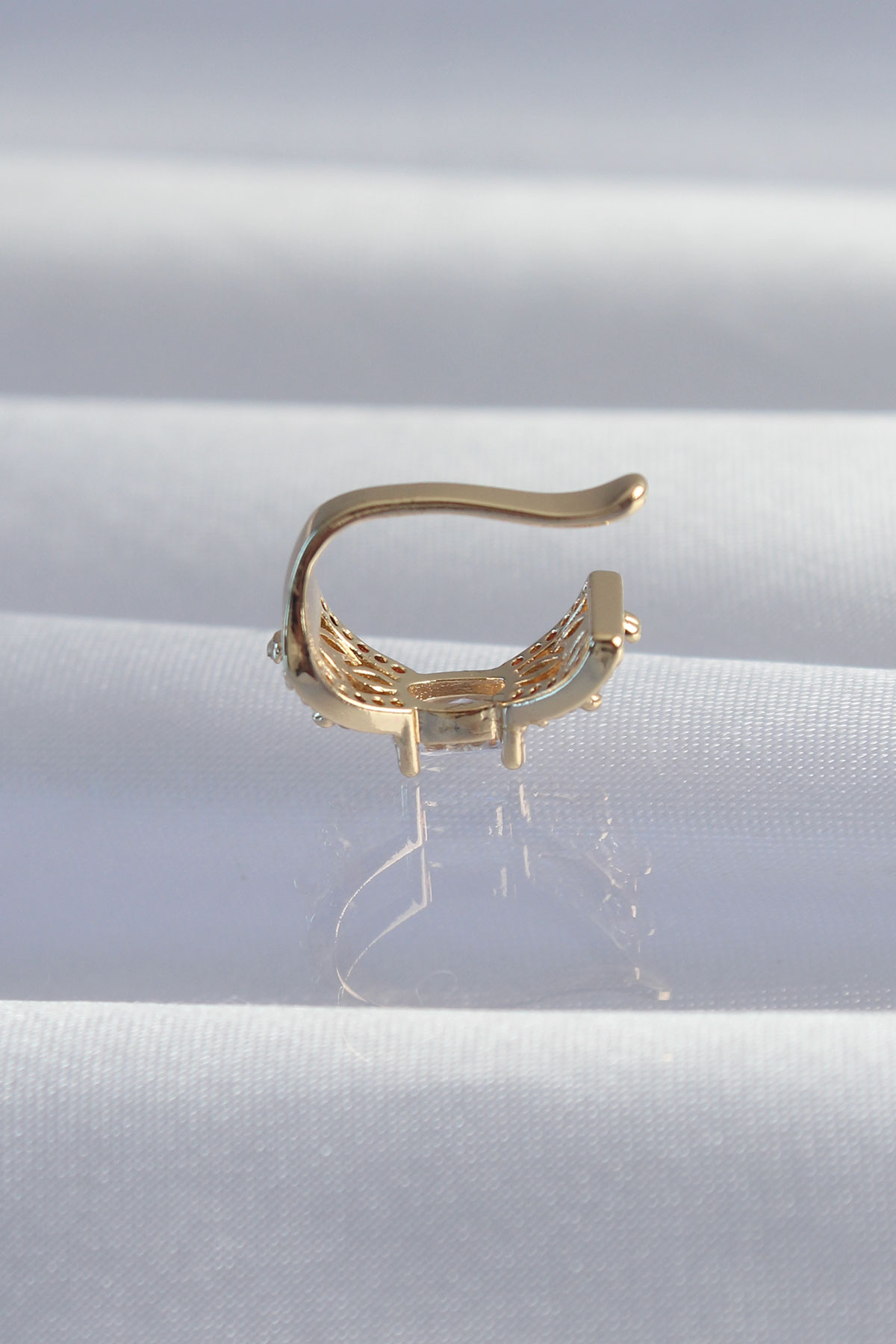 Pirinç Gold Renk Zirkon Taş Kaplama Earcuff Küpe 5886