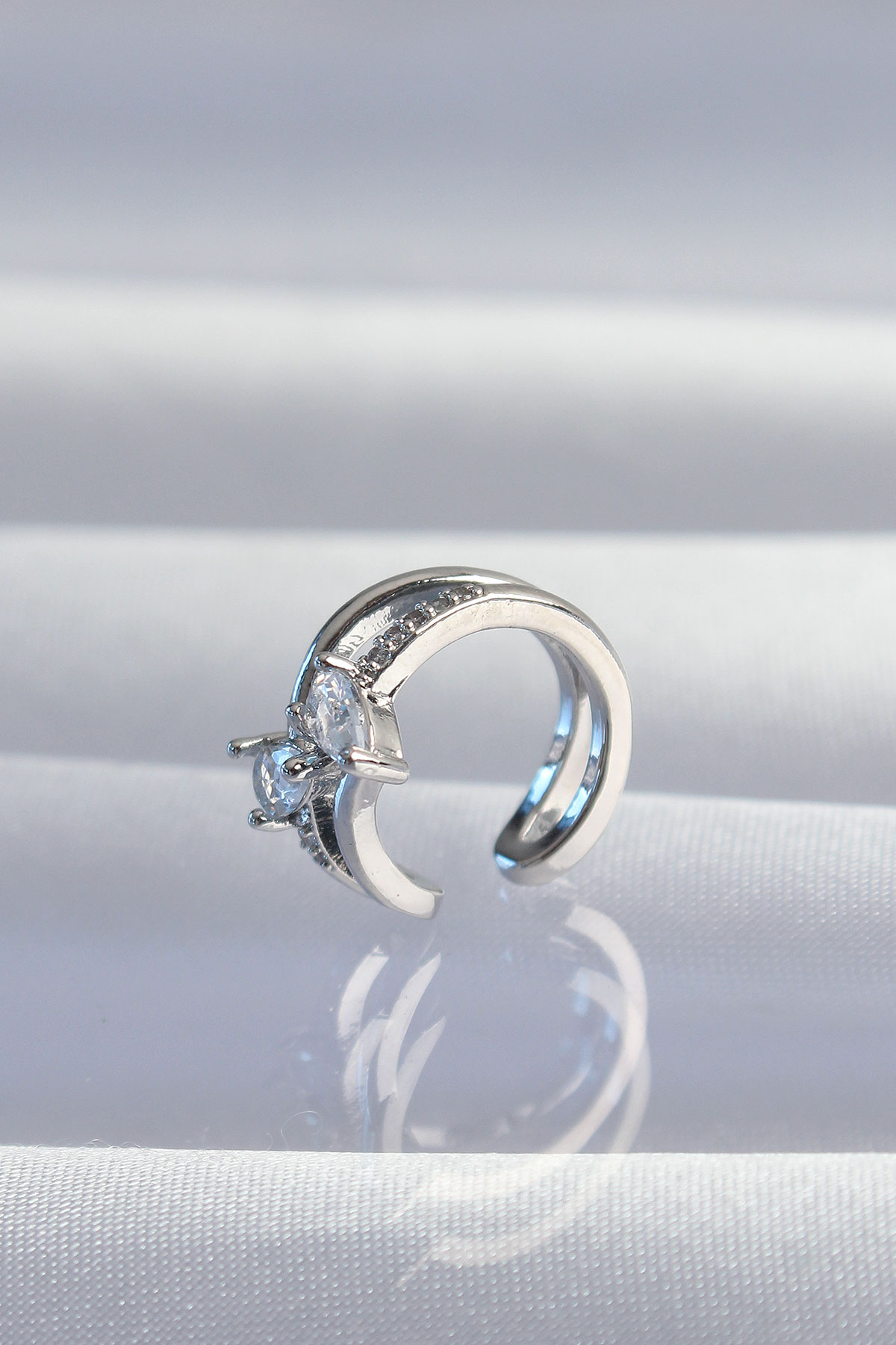 Pirinç Gümüş Renk Zirkon Taşlı Damla Earcuff Küpe 5886
