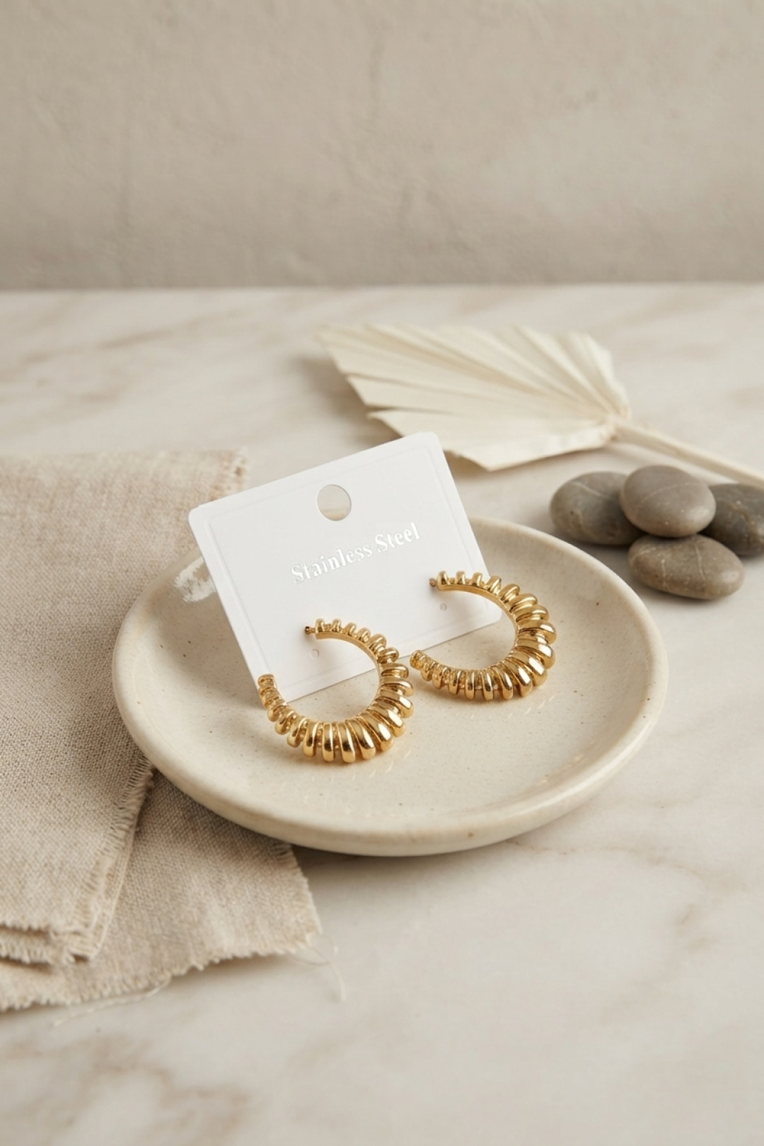 316L Çelik Gold Renk Tırtıklı Halka Model Küpe 5886