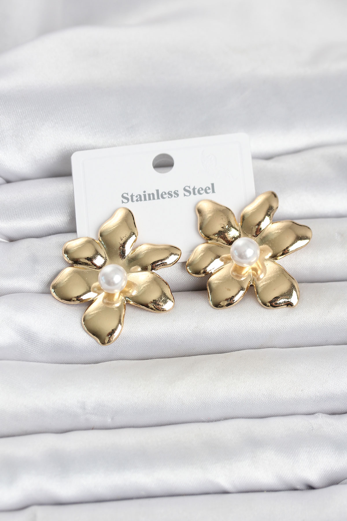 316L Çelik Gold Renk İncili Lotus Model Kadın Küpe 5886