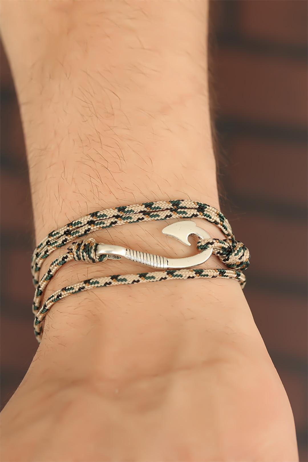 Krem Renk Çizgi Desenli Metal Kancalı Erkek Bileklik 5886
