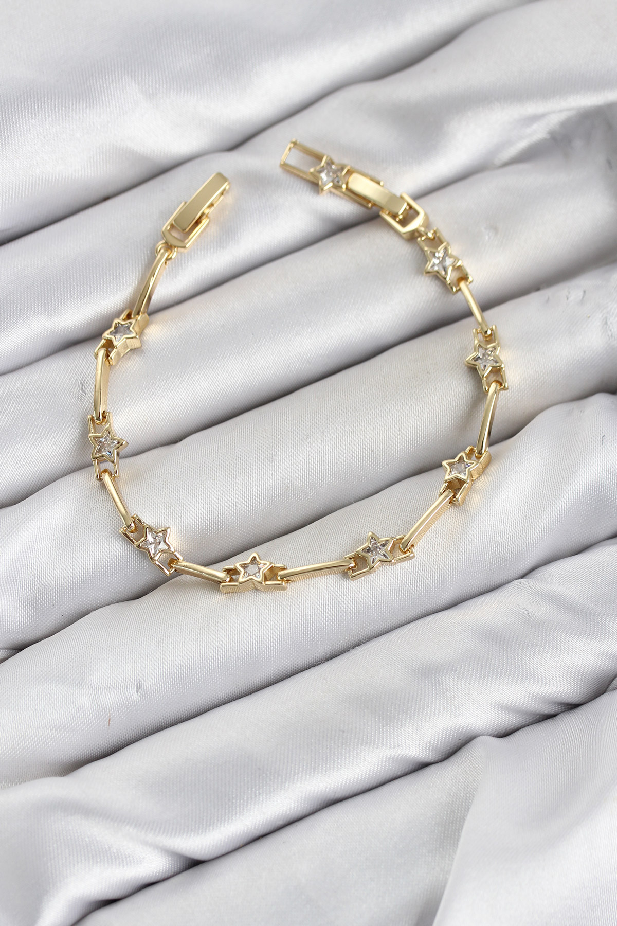 CM Gold Renk Yıldız Model Zirkon Taşlı Pirinç Kadın Bileklik 5886