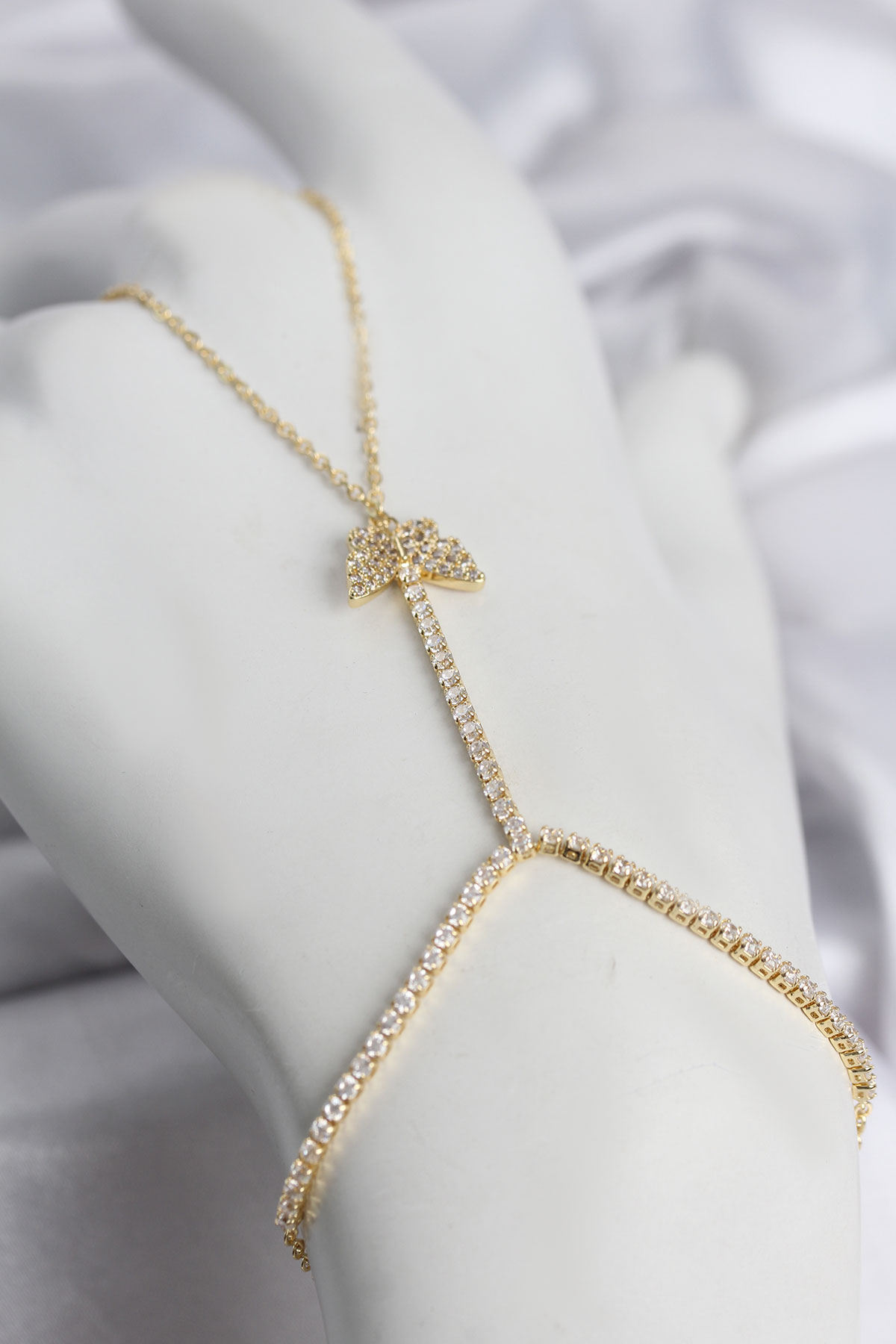 Gold Renk Pirinç Zirkon Taşlı Kelebek Model Şahmeran 5886
