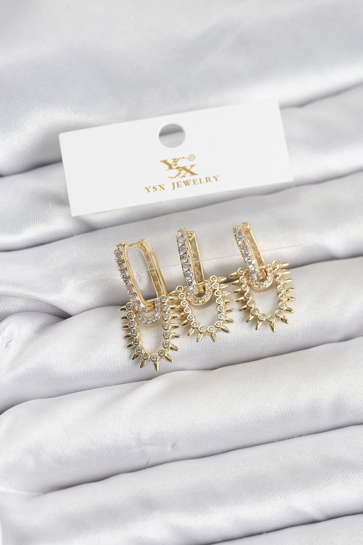 Pirinç Gold Renk Zirkon Taşlı Vintage Model YSX Trio Küpe Seti 5886