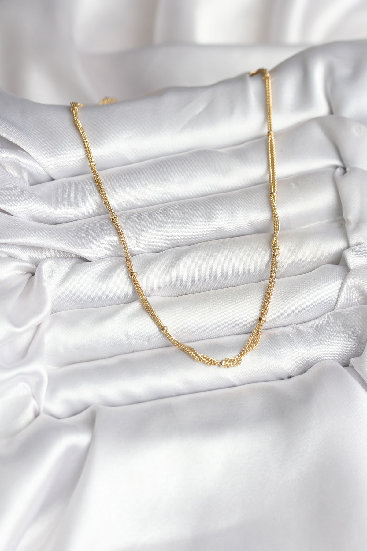 14K Gold Renk Kaplama Topçuk Zincirli Model CM Kadın Kolye 5886
