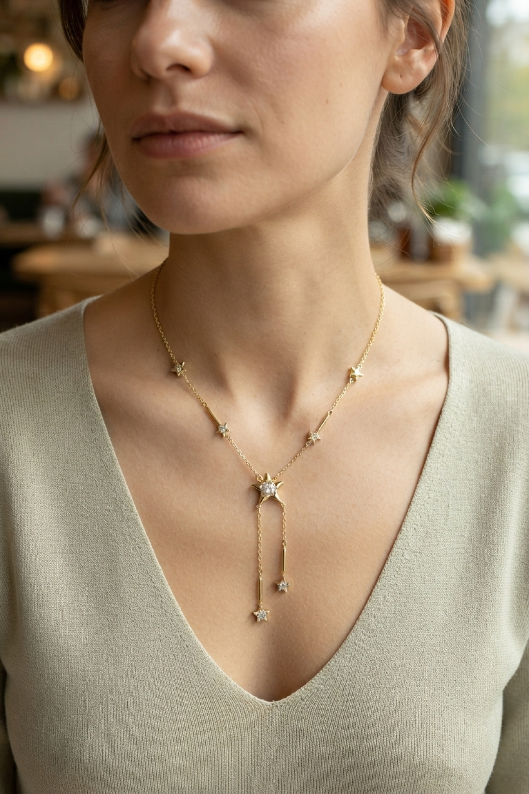 Pirinç Gold Renk Zirkon Taşlı Yıldız Model Kadın Kolye 5886