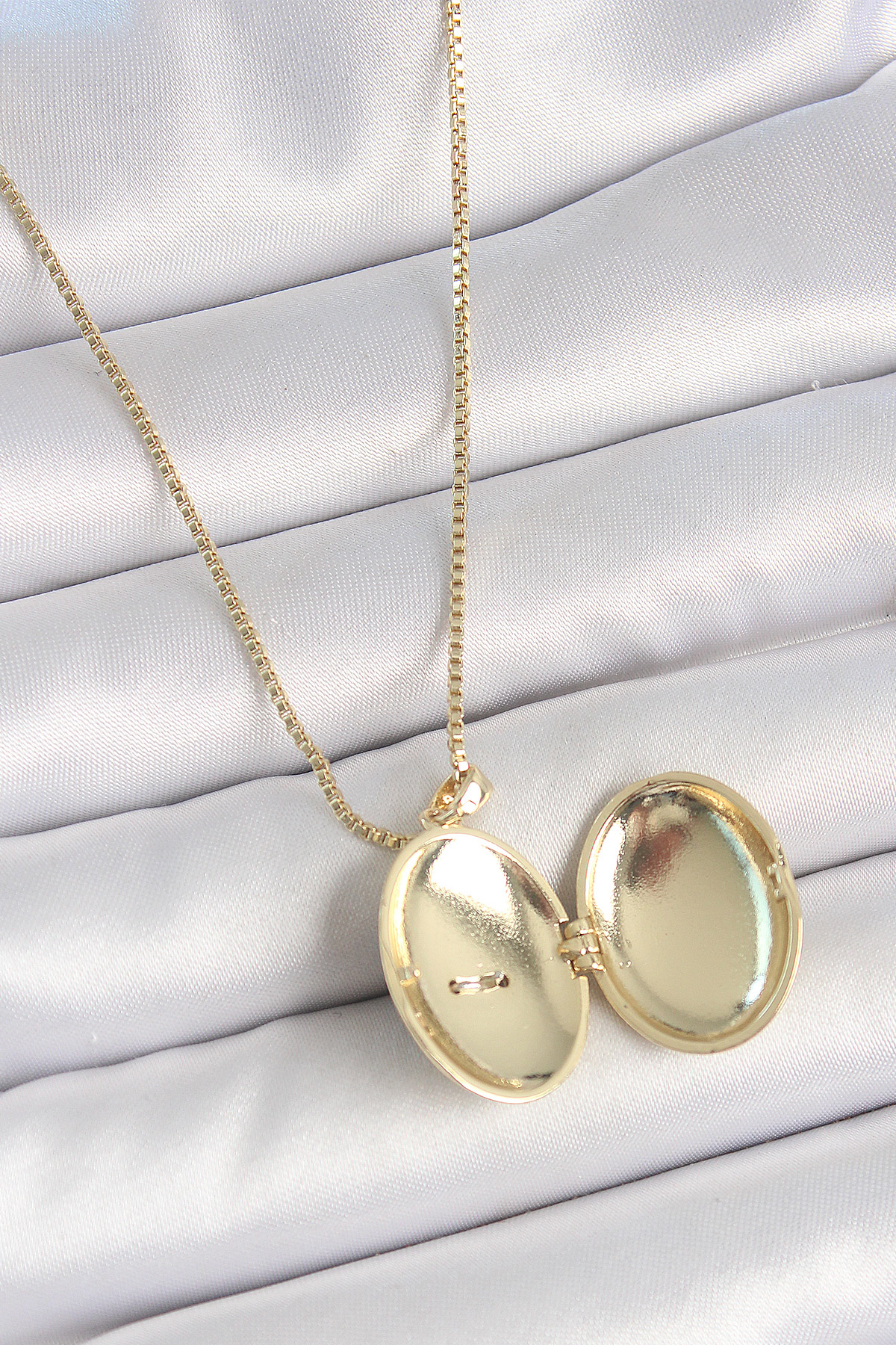 316L Çelik Gold Renk Zincir Zirkon Taşlı Anka Kuşu İşlemeli Açılır Model Kadın Kolye 5886