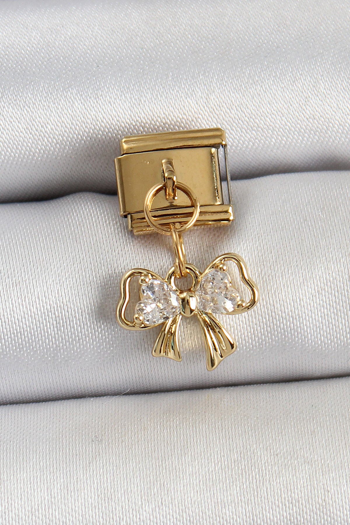 316L Çelik Sallantılı Zirkon Taşlı Fiyonk Model Gold Renk Nomination Charm 5886