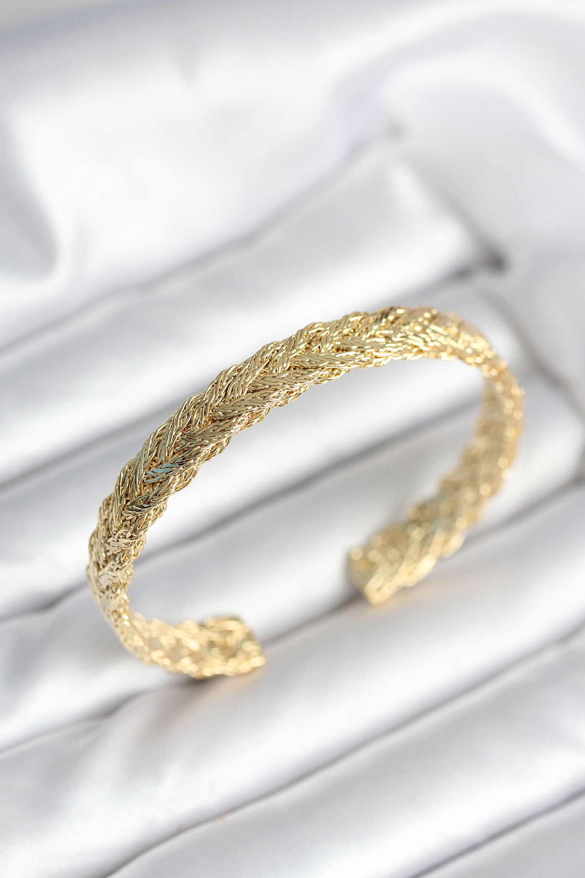 Ezme Zincir Model Gold Renk Kadın Bileklik 5886