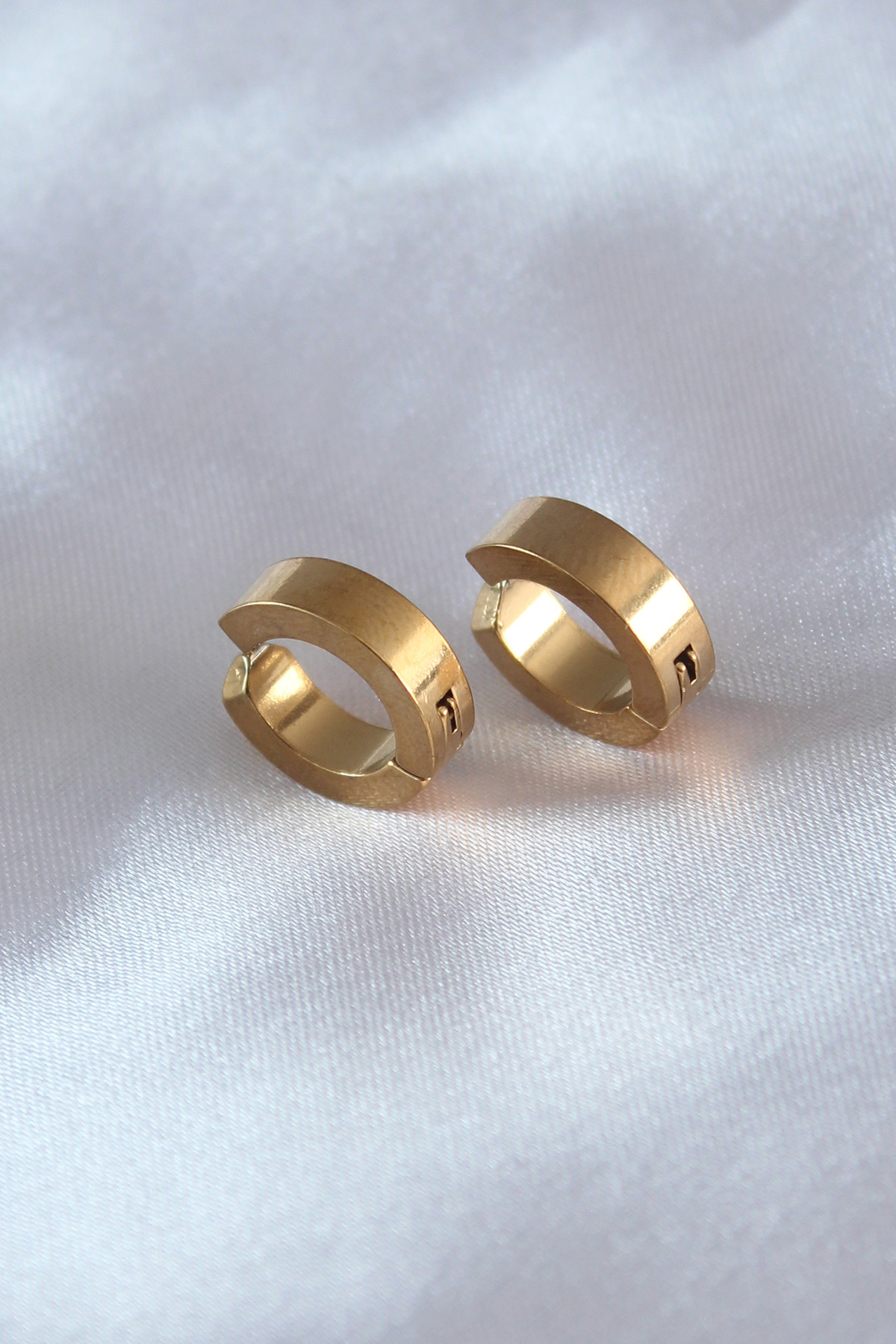 316L Çelik Gold Renk Sıkıştırmalı Erkek Küpe 5886