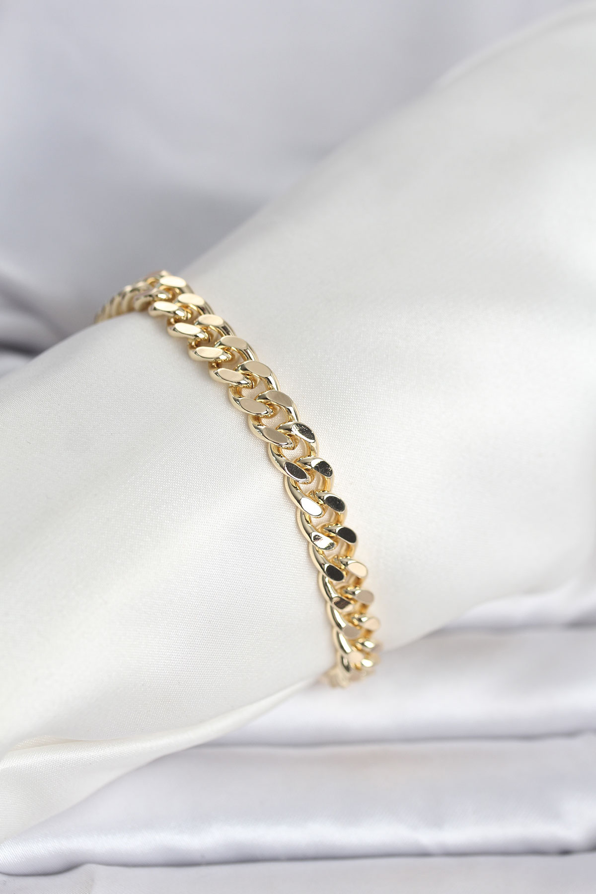 CM 14K Gold Renk Ezme Kalın Zincir Model Kadın Bileklik 5886