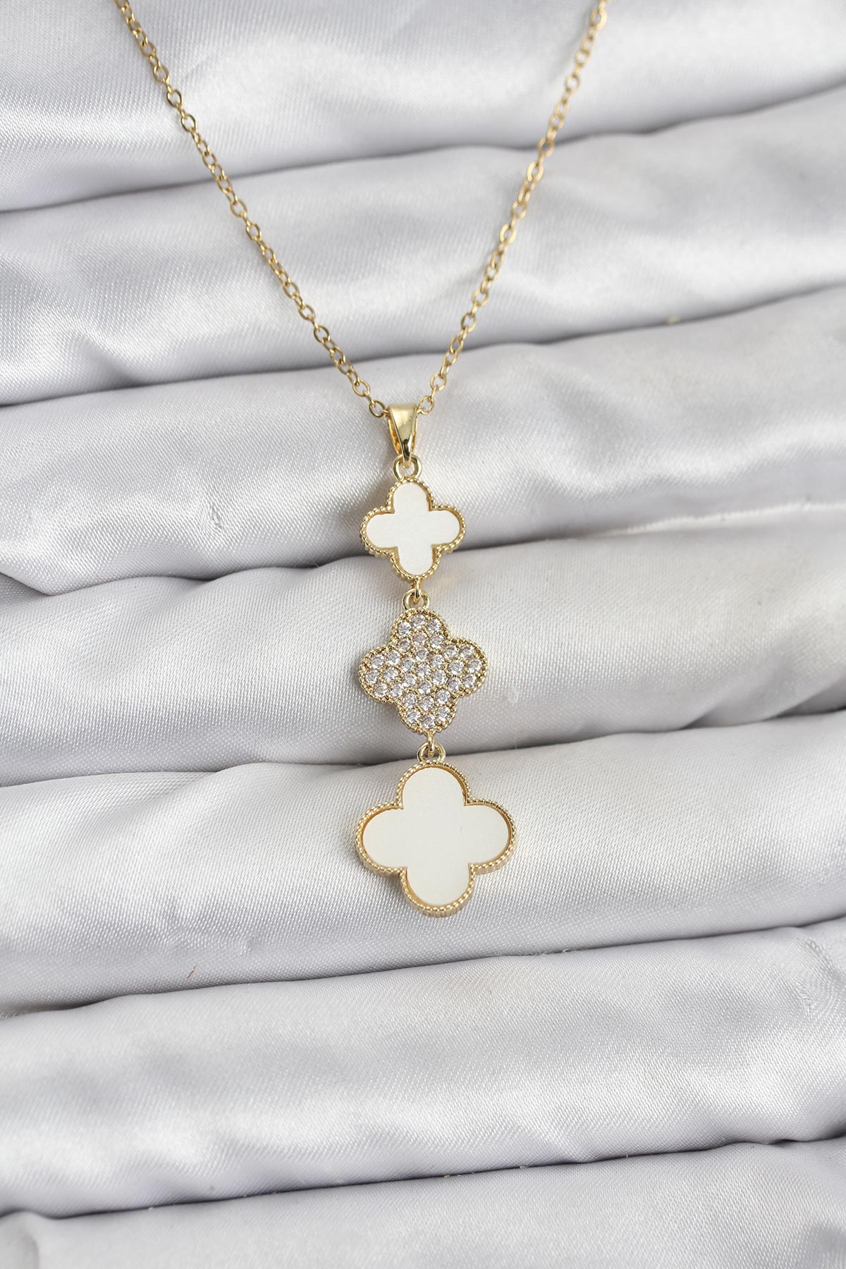 316L Çelik Zincir Gold Renk Yonca Detaylı Zirkon Taşlı Kadın Kolye 5886