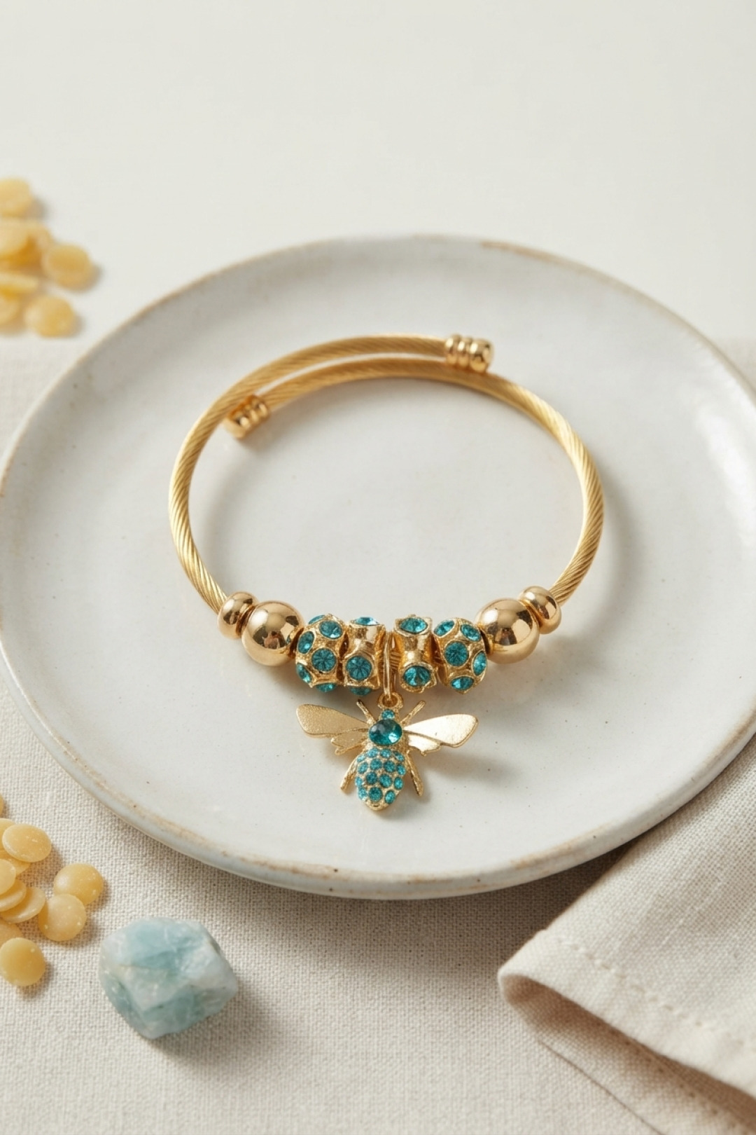 Yeşil Arı Model Charmlı Bileklik 5886