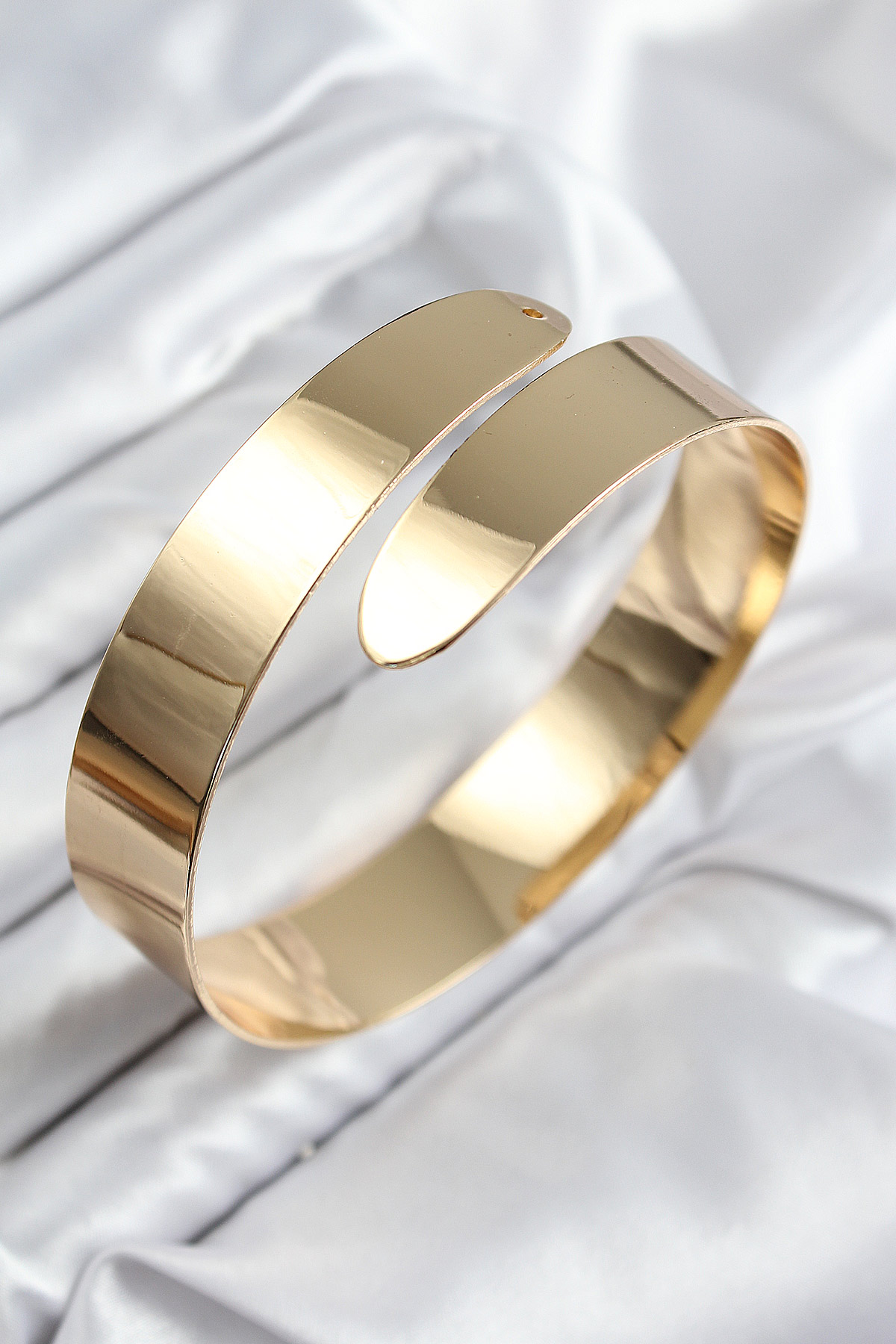 Pirinç Sarmal Model Gold Renk Pazu Bileklik 5886