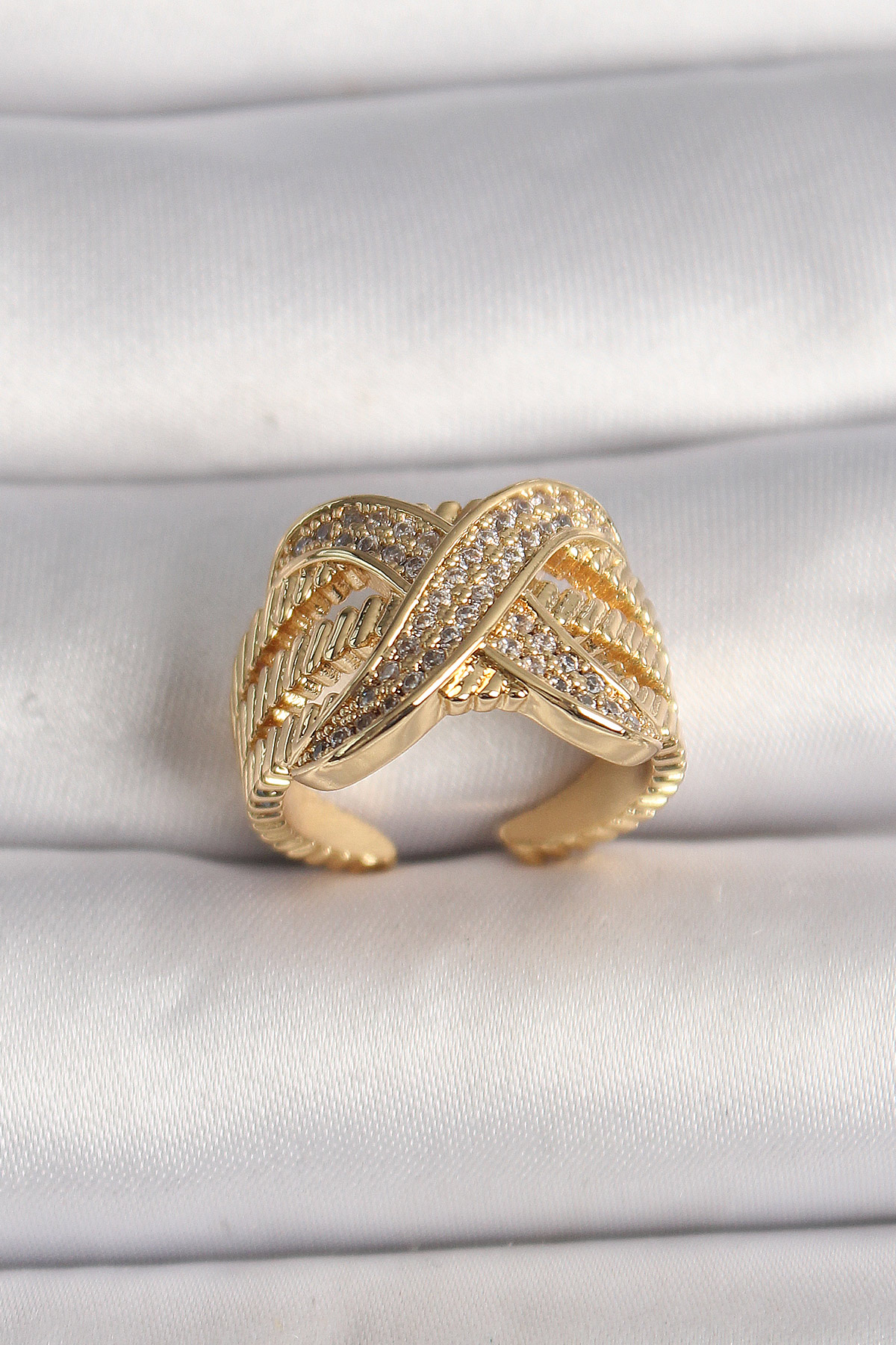 Pirinç Gold Renk Ayarlanabilir Zirkon Taşlı X Model Kadın Yüzük 5886