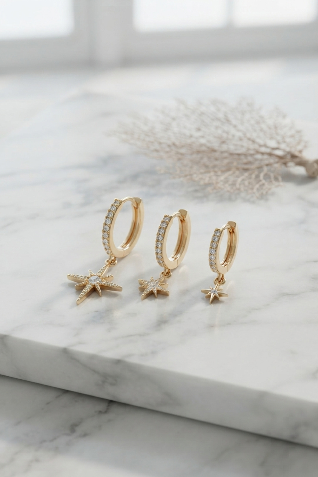 Gold Renk Kutup Yıldız Model 3 lü Küpe Seti 5886