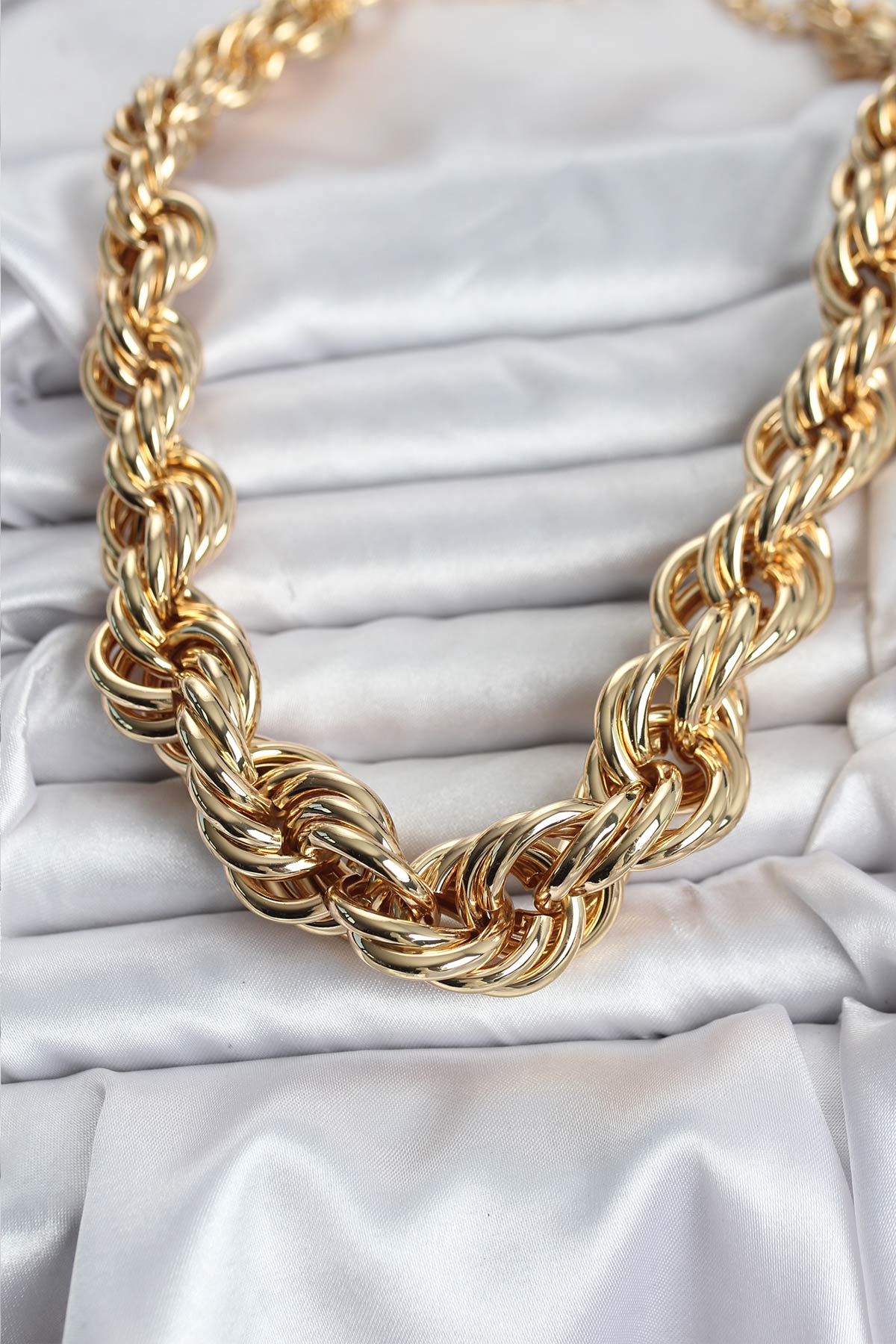 Pirinç Gold Renk Sarmal Halat Model Kadın Kolye 5886