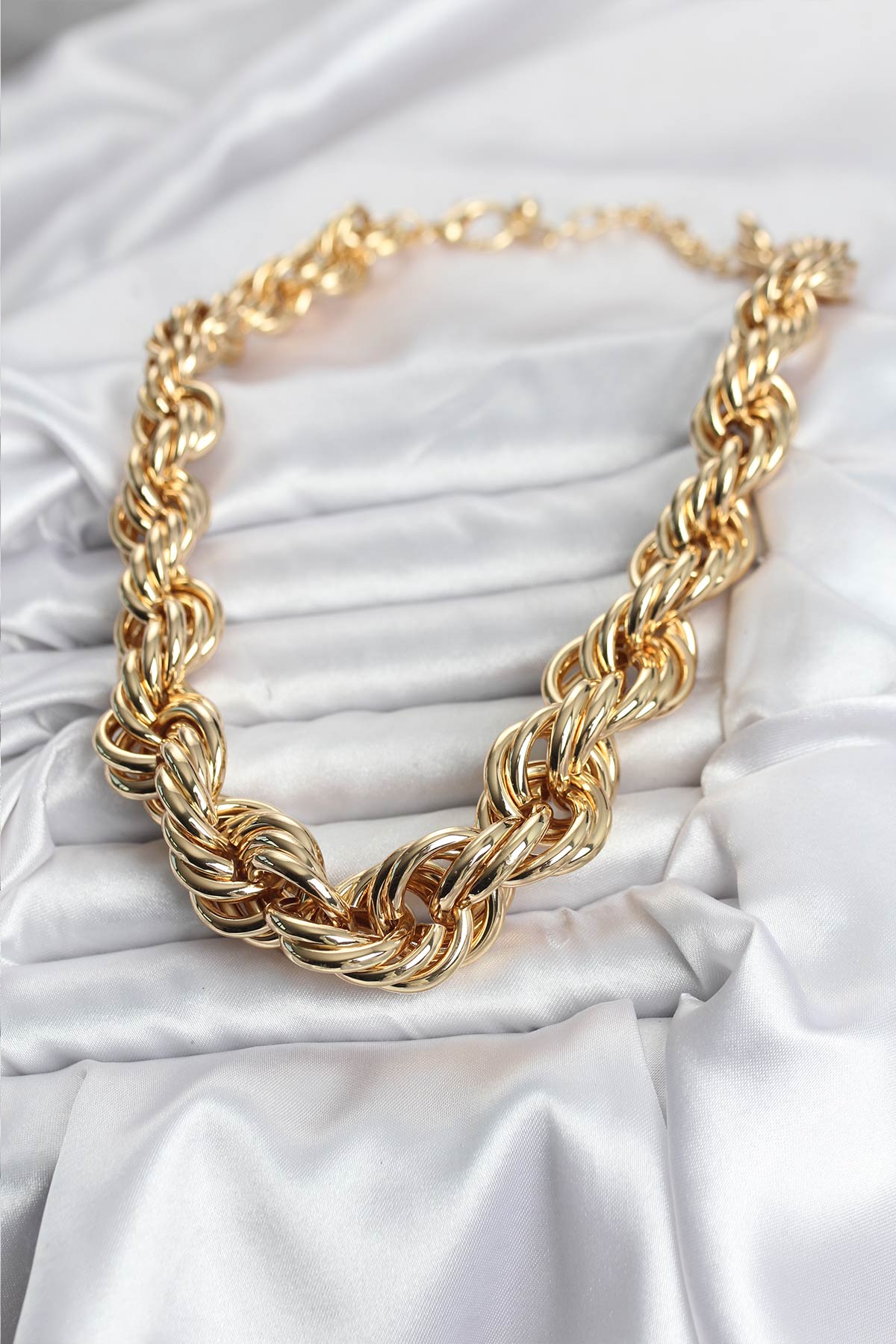 Pirinç Gold Renk Sarmal Halat Model Kadın Kolye 5886