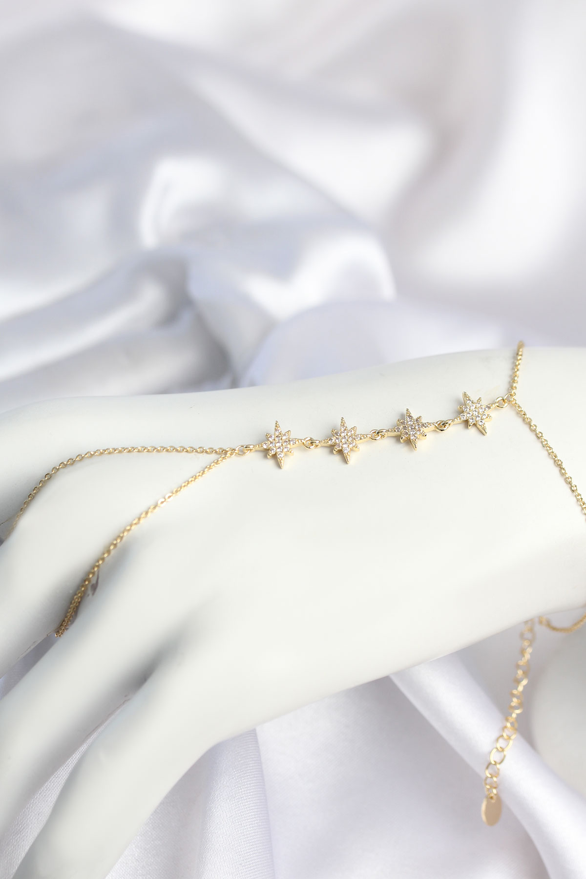 Gold Renk Zirkon Taşlı Sıralı Kutup Yıldızı Model Şahmeran 5886