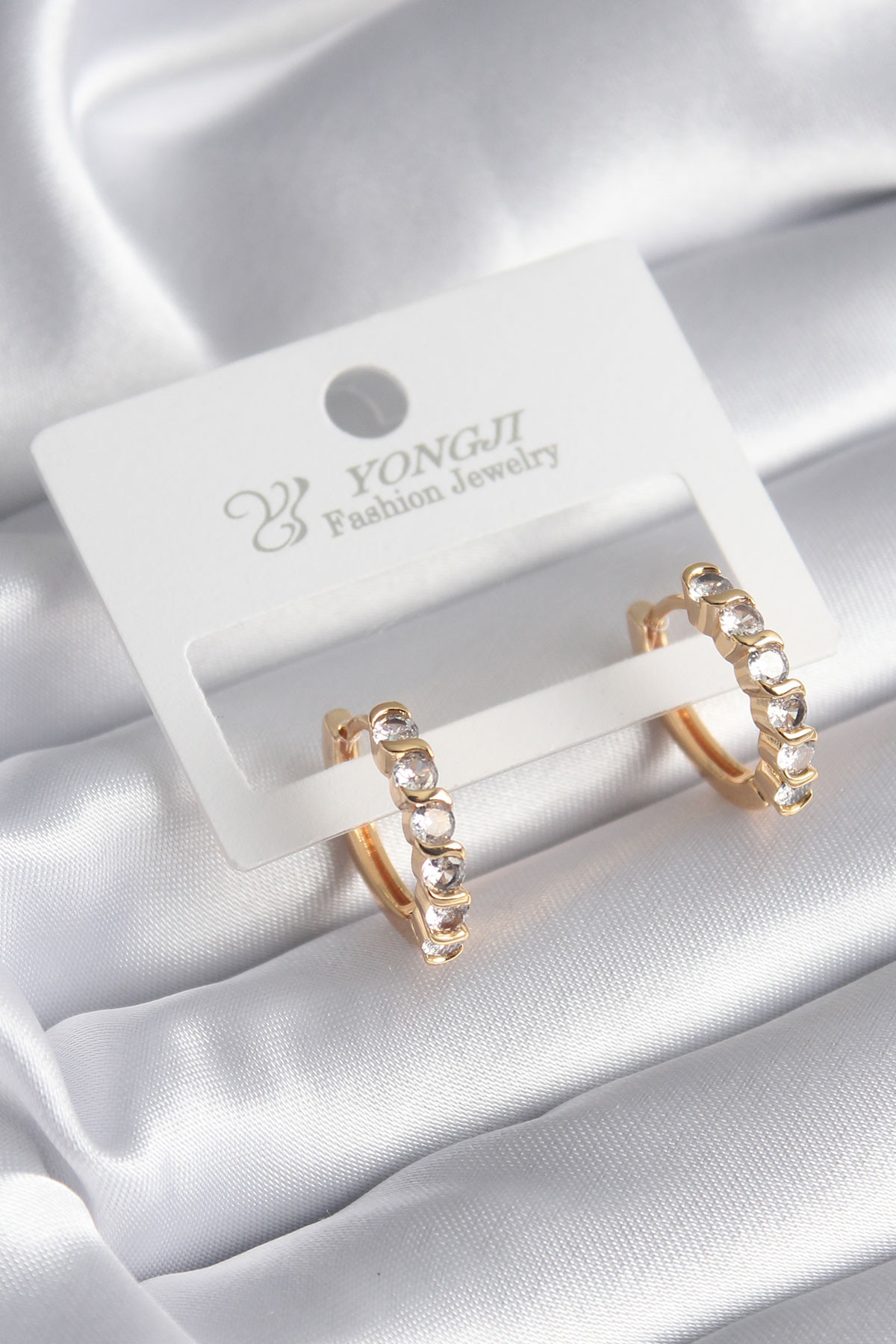 Pirinç Gold Renk Zirkon Taşlı Halka Model Kadın Küpe 5886