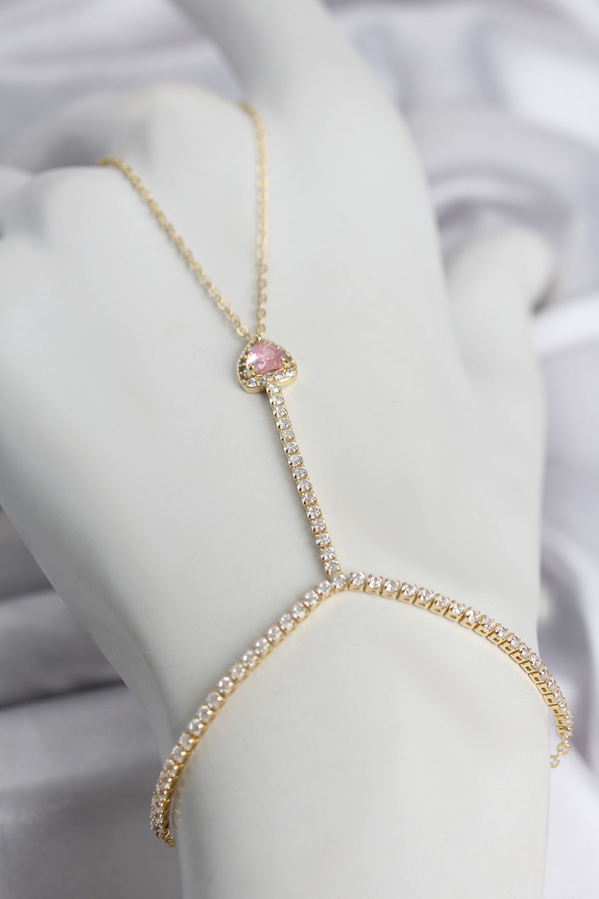 Gold Renk Pirinç Zirkon Taşlı Pembe Kalp Model Şahmeran 5886