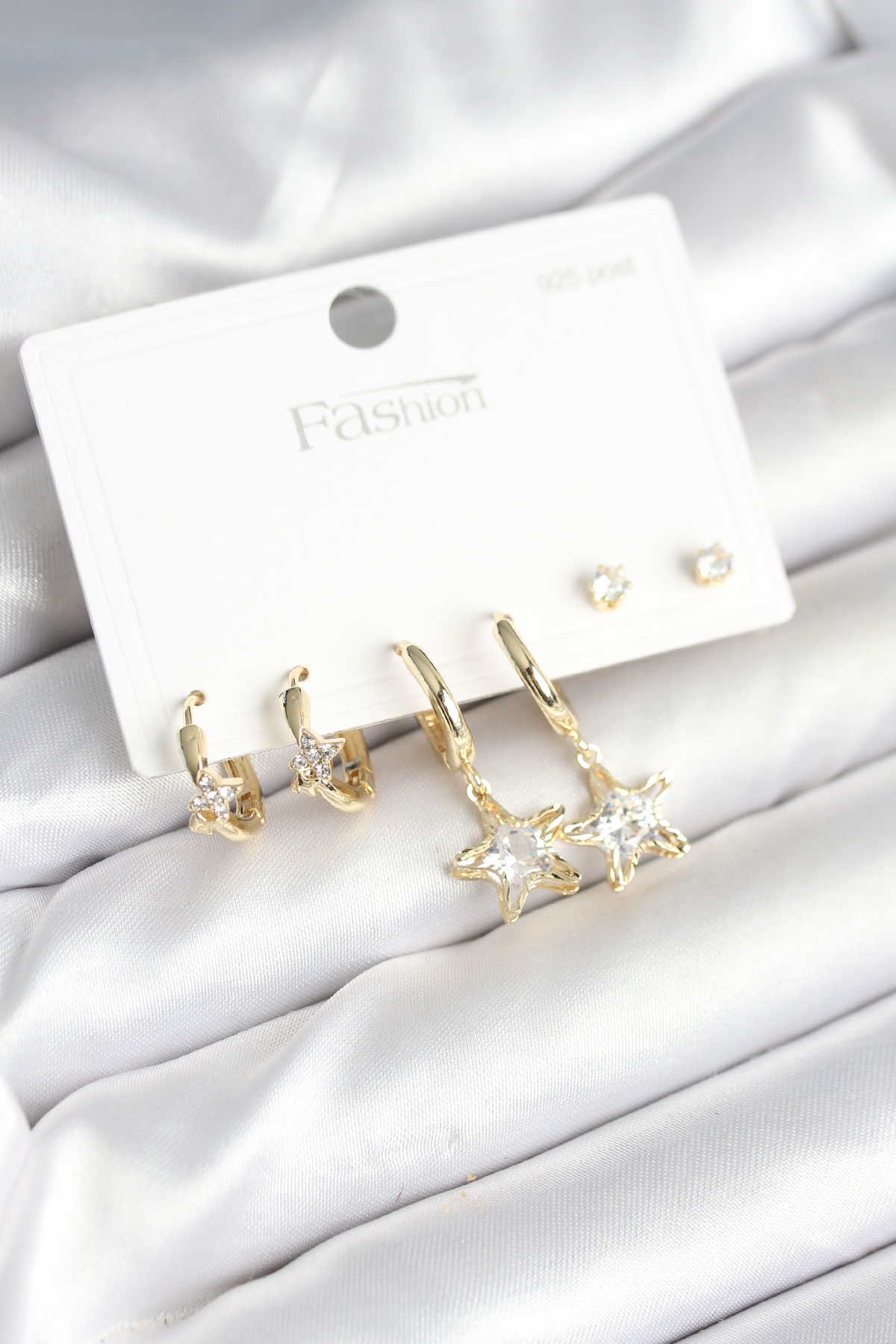 Pirinç Gold Renk Yıldız Model 925 Gümüş Çivili Kadın Küpe Seti 5886