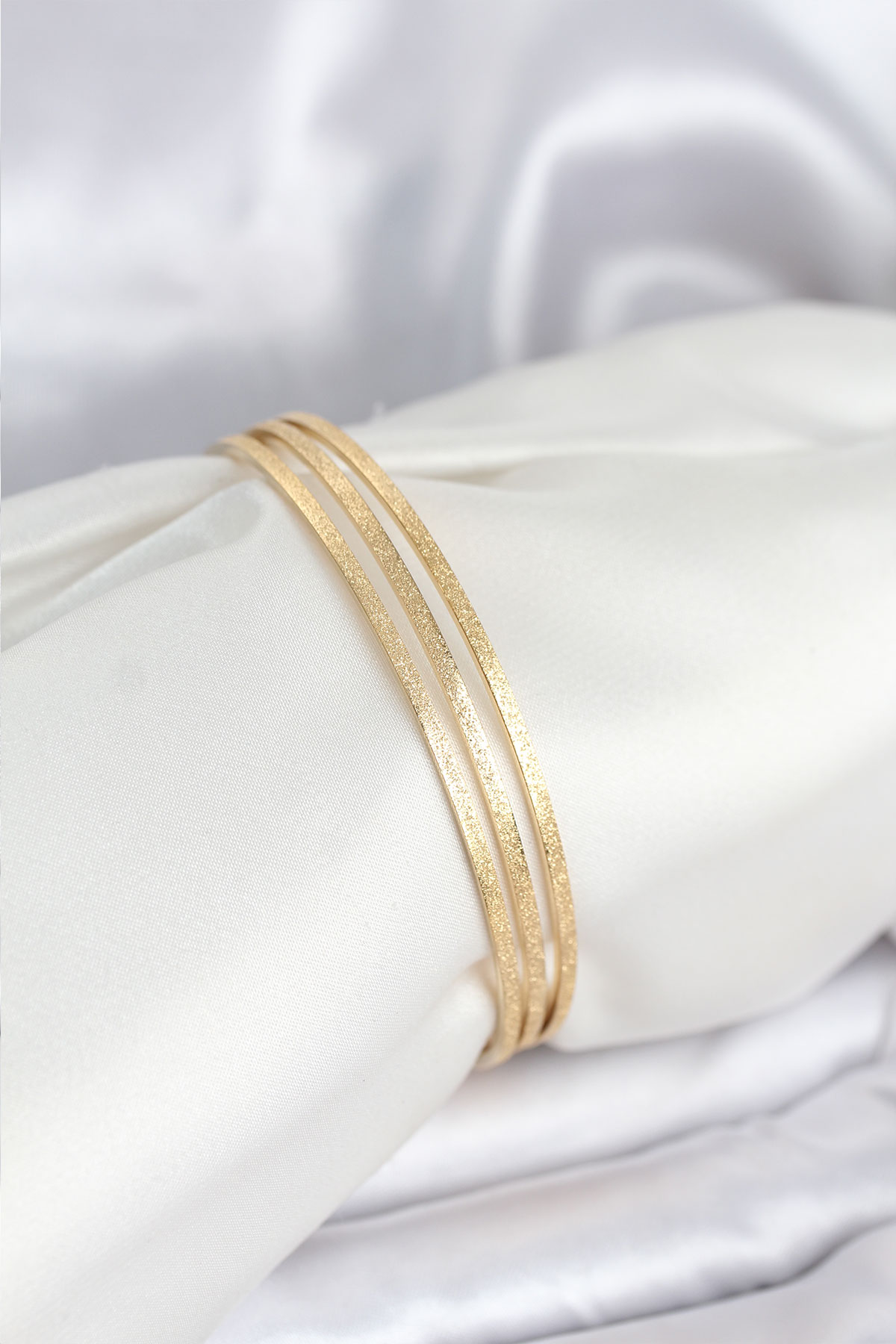 316L Çelik Gold Renk Simli Model Ajda 65 mm Kadın Bileklik 5886