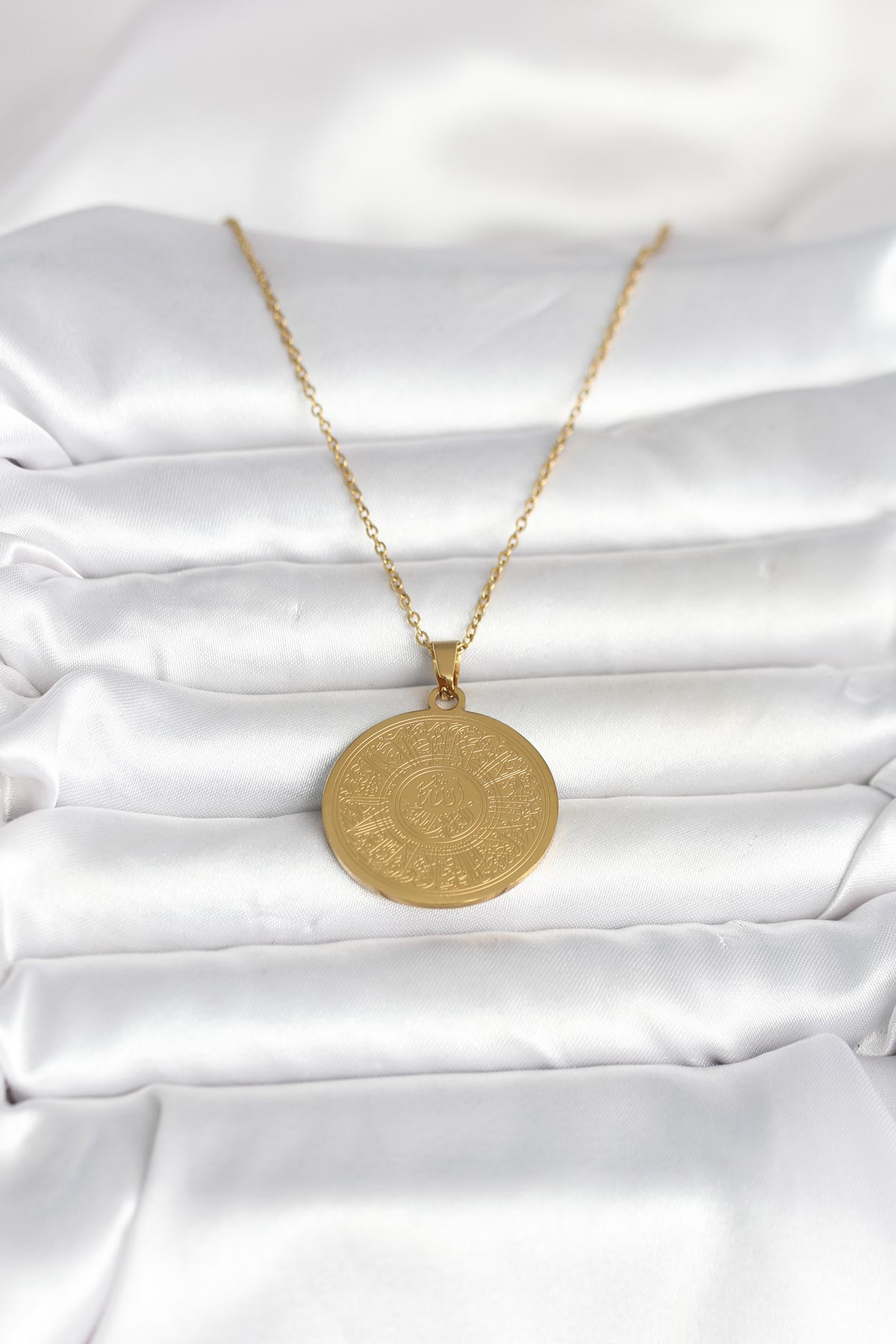 316L Çelik Gold Renk Ayetel Kürsi Yazılı Kolye 5886