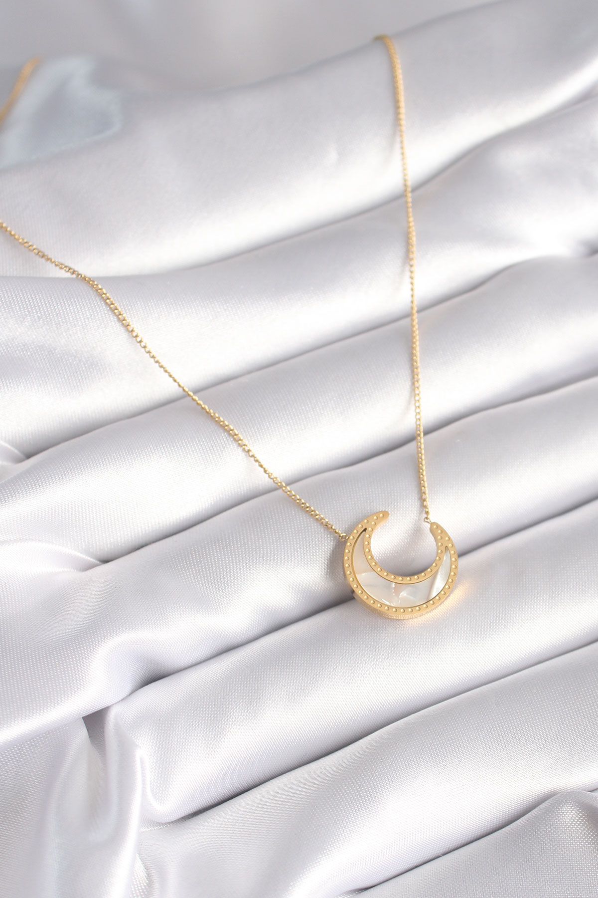 316L Çelik Gold Renk Beyaz Sedefli Hilal Model Kadın Kolye 5886