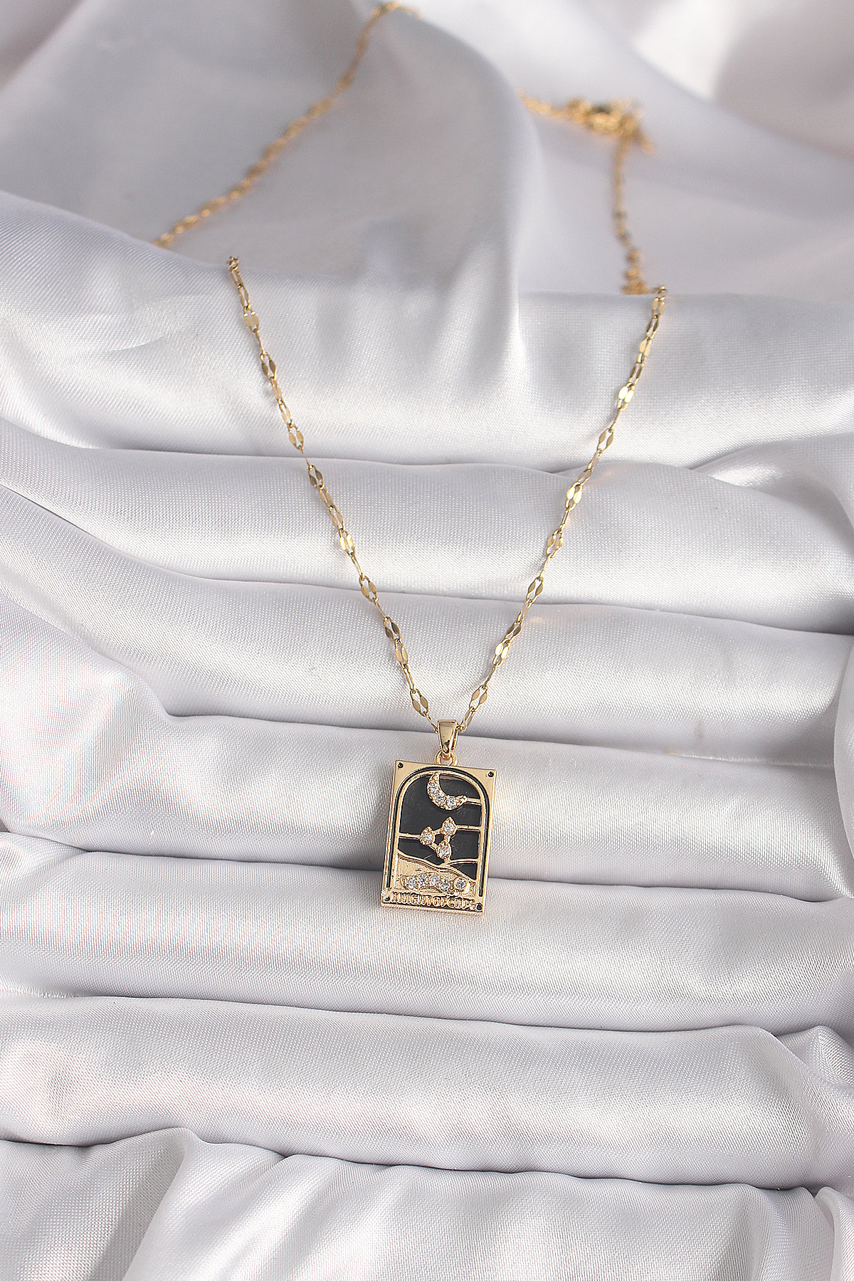 316L Çelik Gold Renk Zirkon Taşlı Ay Figürlü Tarot Model Kadın Kolye 5886