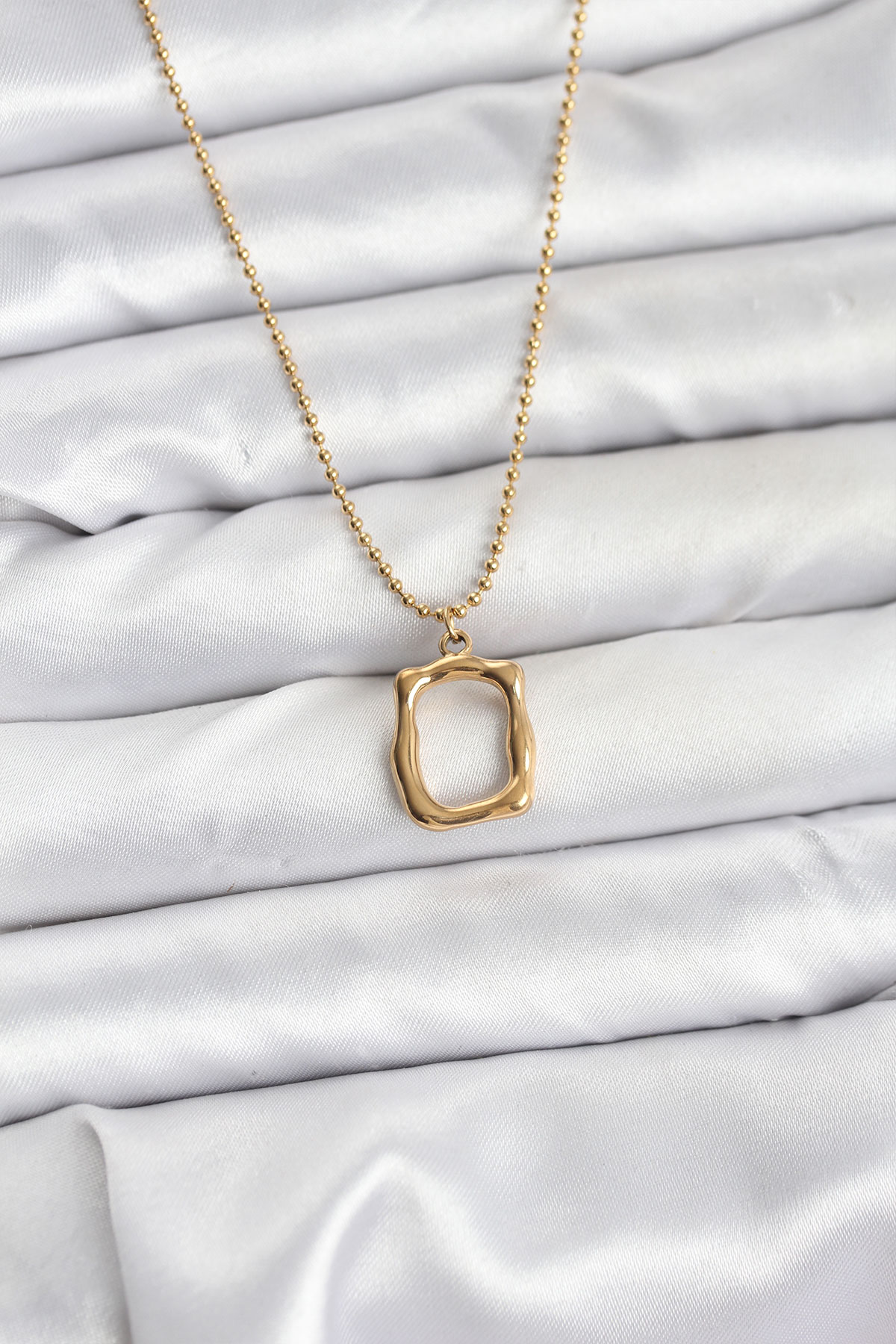 316L Çelik Zincir Gold Renk Model Kadın Kolye 5886