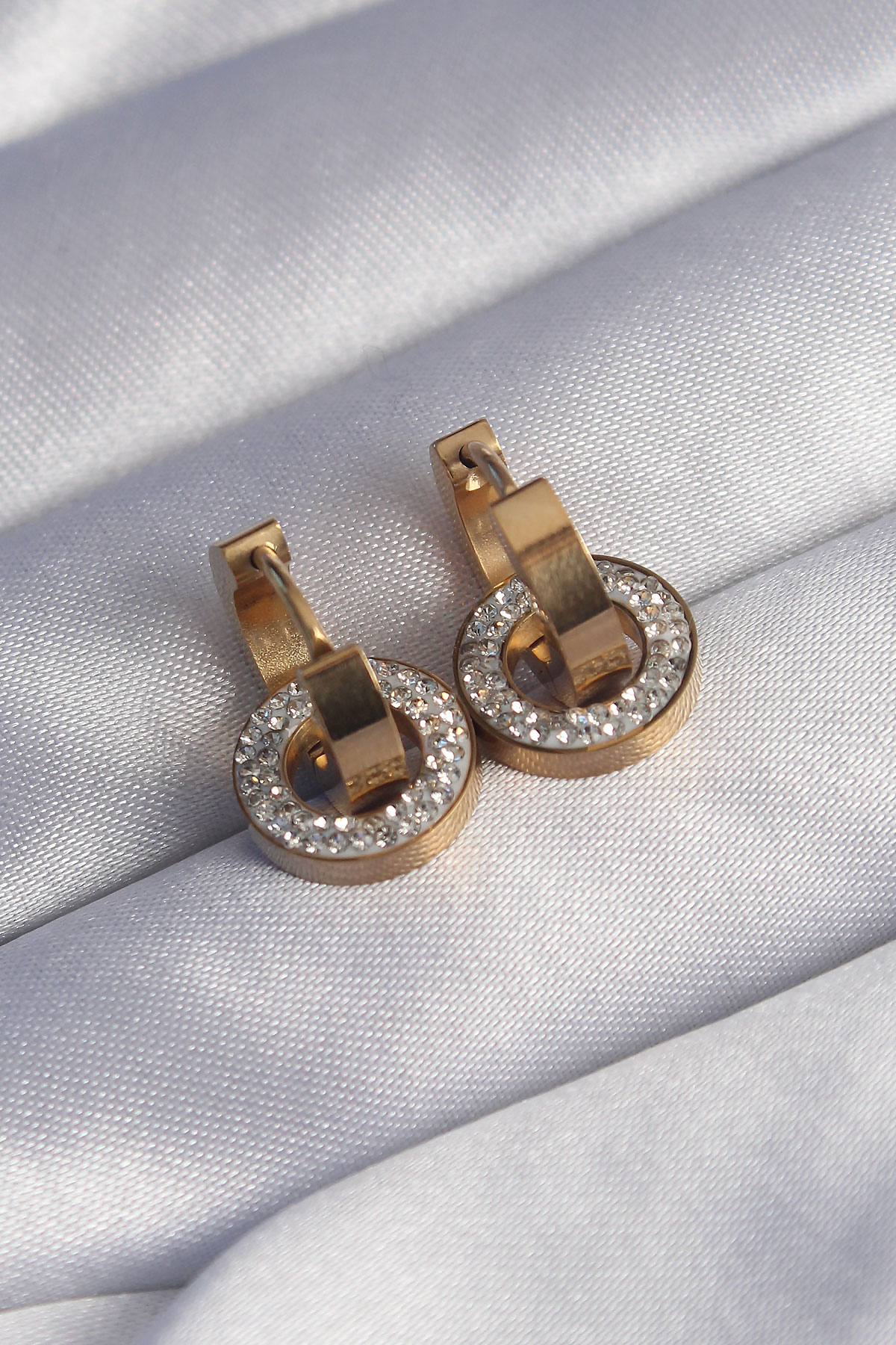 316L Çelik Gold Renk Zirkon Taşlı İç İçe Geçmeli Oval Küpe 5886