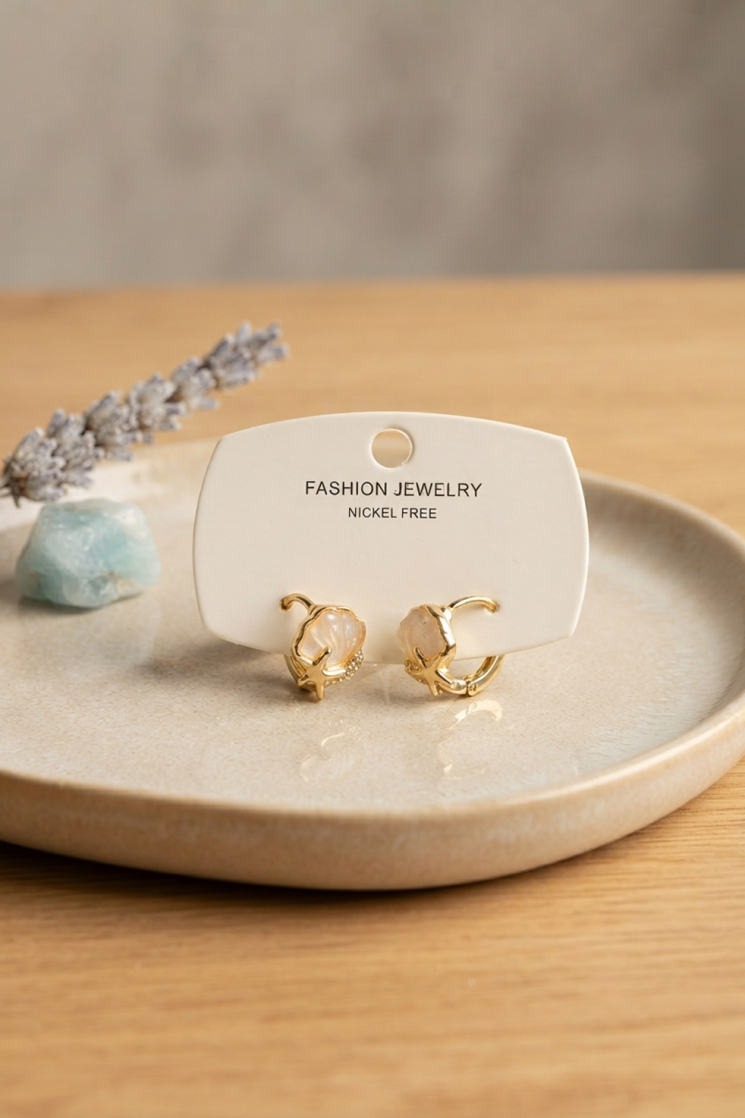 Pirinç Deniz Kabuğu Model Gold Renk Çocuk Küpe 5886